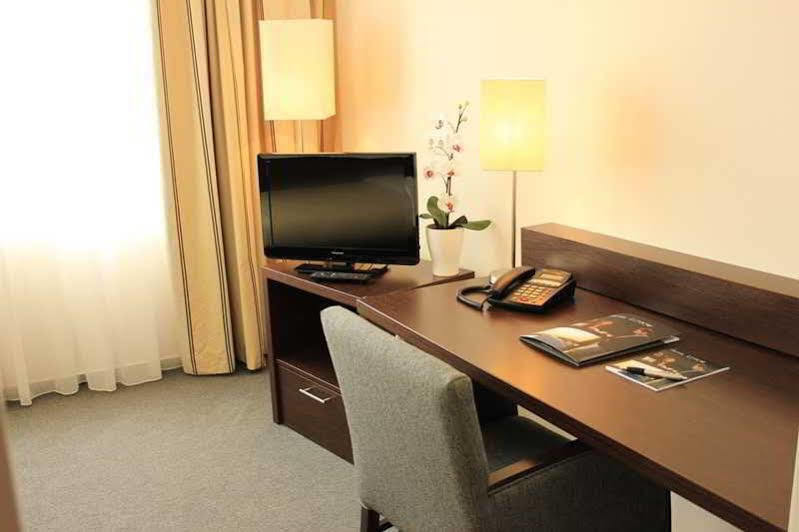 Hotel Luetzow Berlin Extérieur photo